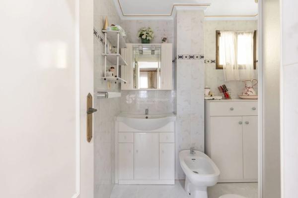 Piso en avenida Don Juan de Austria