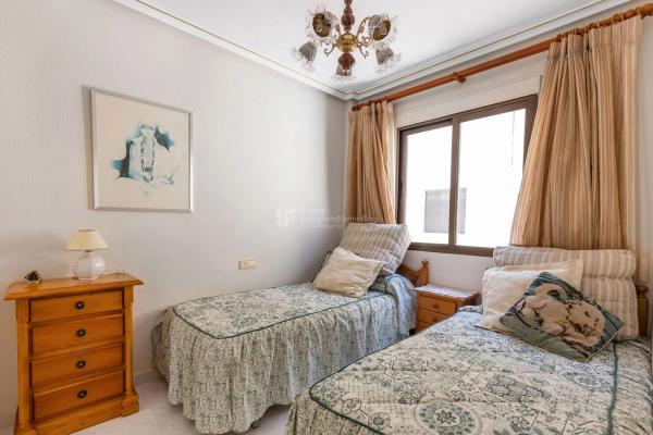 Piso en avenida Don Juan de Austria