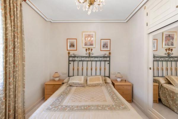 Piso en avenida Don Juan de Austria