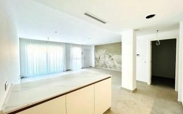 Piso en avenida de Francia