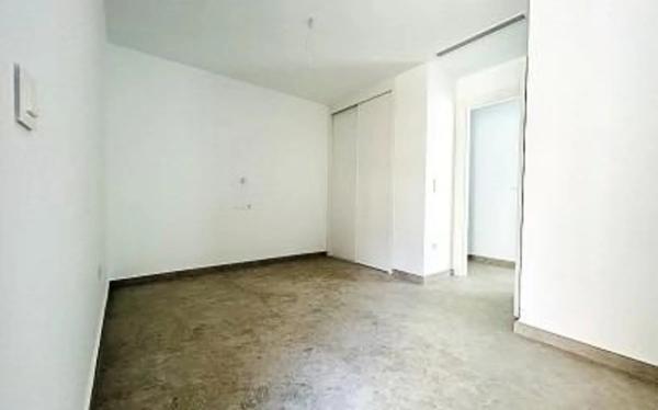 Piso en avenida de Francia