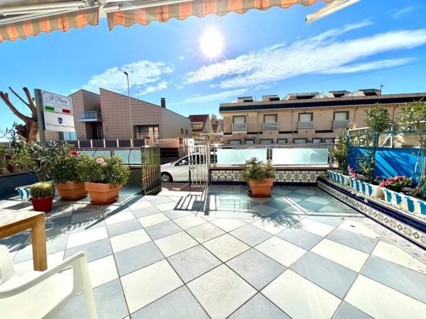 Chalet adosado en avenida de los Holandeses, 2