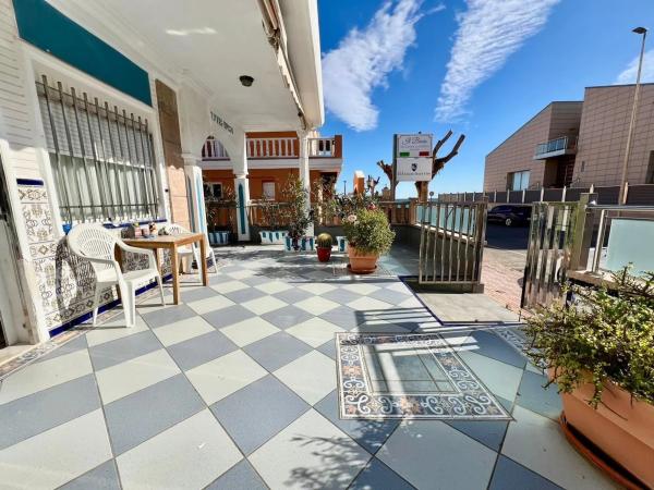 Chalet adosado en avenida de los Holandeses, 2