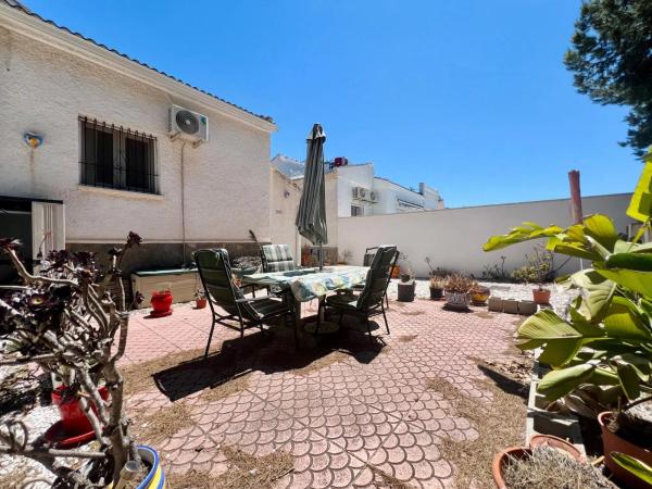 Chalet en Barrio La Siesta - El Salado - Torreta