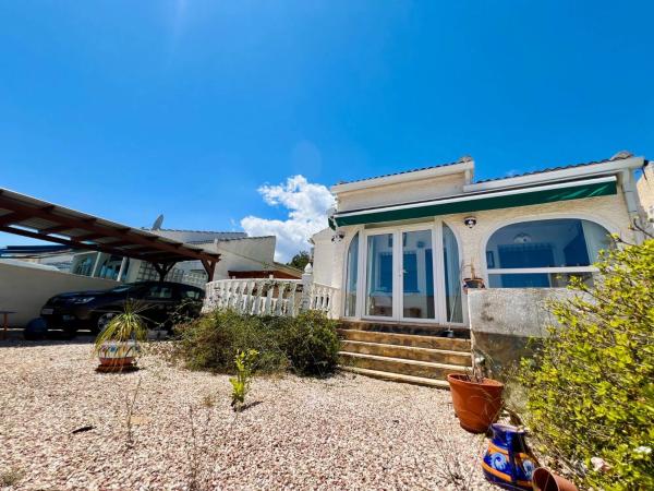 Chalet en Barrio La Siesta - El Salado - Torreta