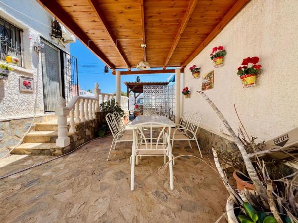 Chalet en Barrio La Siesta - El Salado - Torreta