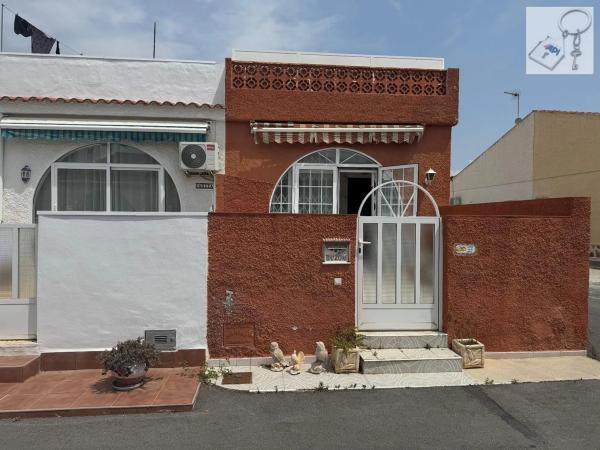 Chalet en Barrio La Siesta - El Salado - Torreta