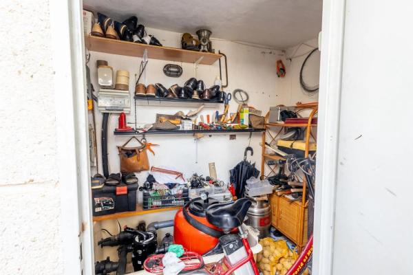 Chalet adosado en calle Halcón