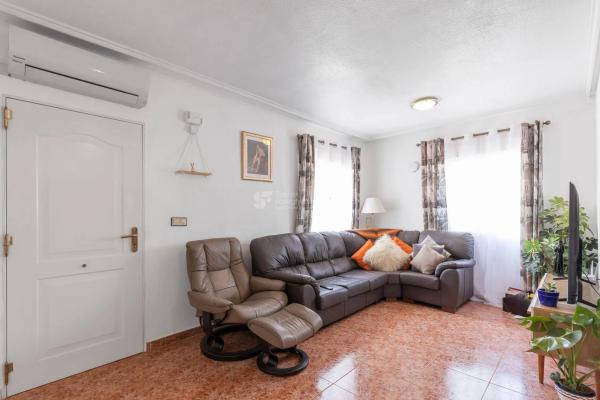 Dúplex en calle Montserrat Caballe