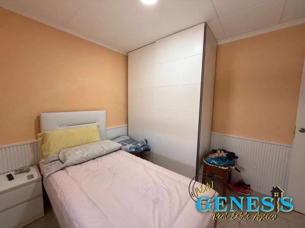 Chalet pareado en calle Marcial Lalanda, 776