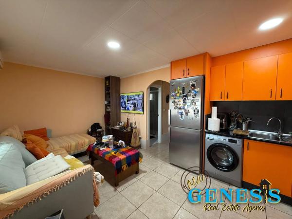 Chalet pareado en calle Marcial Lalanda, 776