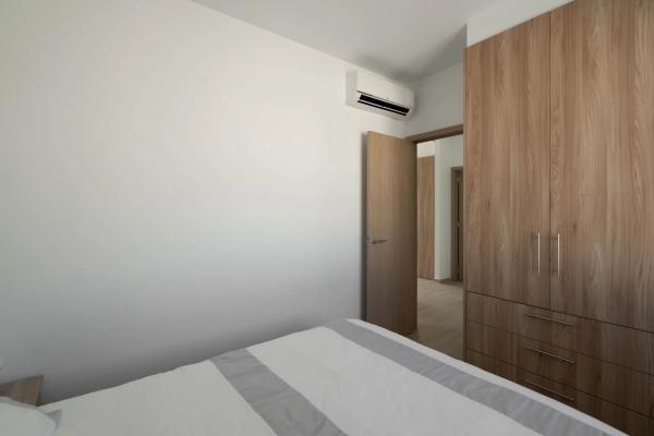 Casa independiente en calle Pablo Neruda