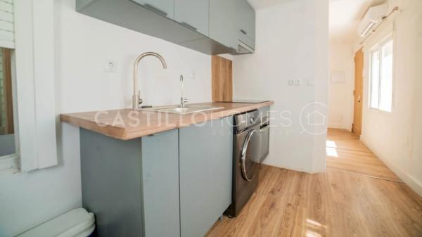 Chalet pareado en calle Pablo Picasso, 33