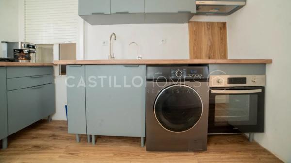 Chalet pareado en calle Pablo Picasso, 33