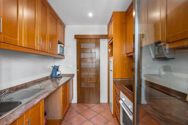 Piso en calle Caramujo, 1160