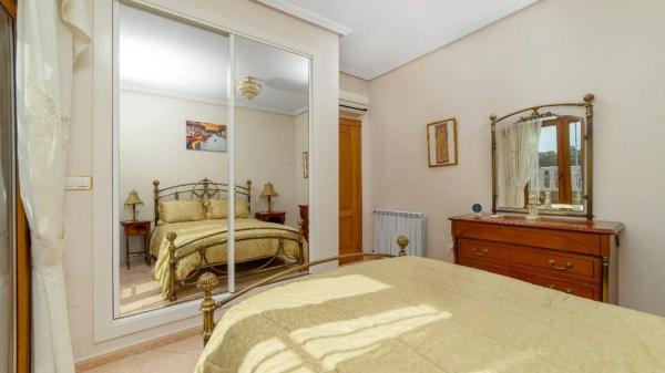 Casa independiente en calle Veleta