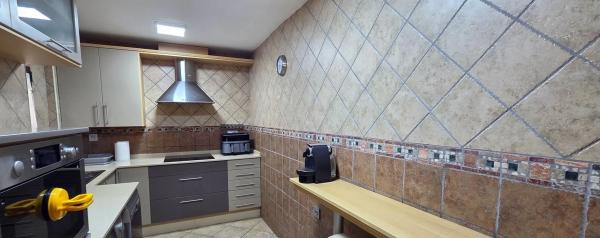 Chalet adosado en avenida Torreblanca, 14 a