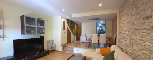 Chalet adosado en avenida Torreblanca, 14 a