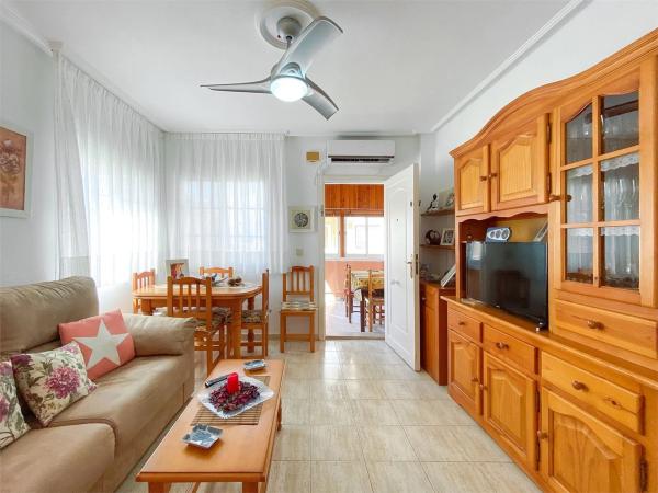 Chalet adosado en calle Perseo