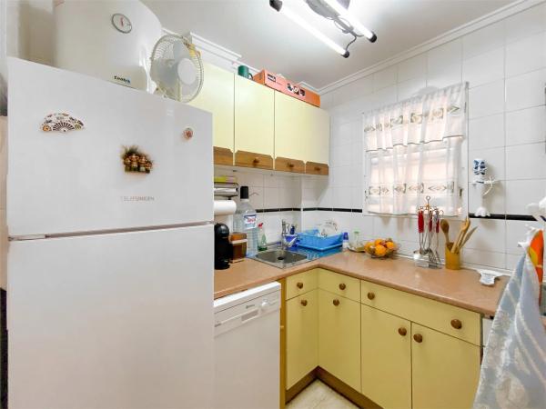 Chalet adosado en calle Perseo