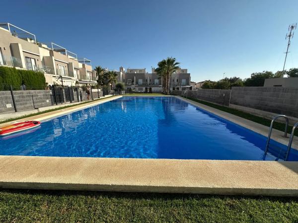 Chalet adosado en calle Maite Pagazaurtundua Ruiz, 27