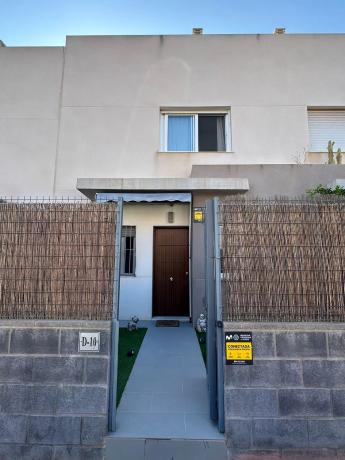 Chalet adosado en calle Maite Pagazaurtundua Ruiz, 27