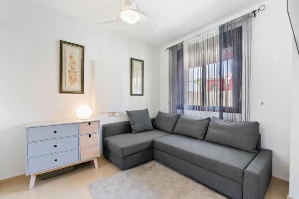 Chalet adosado en calle Gotzone Mora