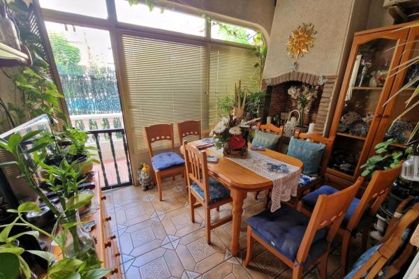 Chalet adosado en calle la Barraca, 35