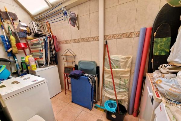 Chalet adosado en calle la Barraca, 35