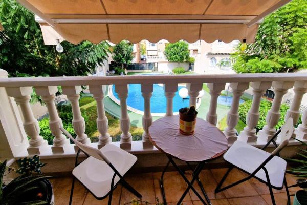 Chalet adosado en calle la Barraca, 35