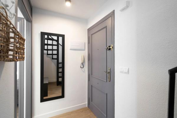 Dúplex en calle los Gases