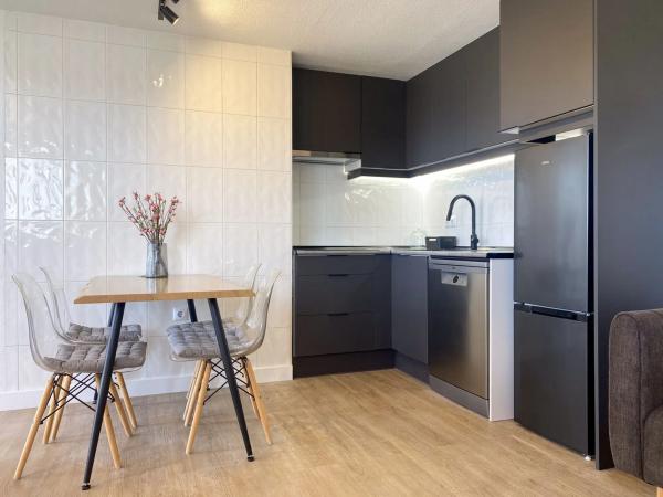 Dúplex en calle los Gases