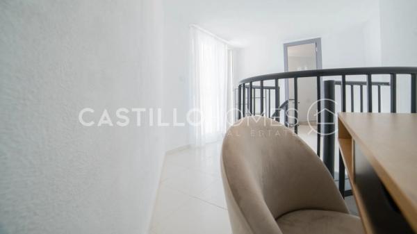 Dúplex en calle los Gases, 52