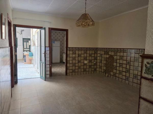 Chalet adosado en calle Gumersindo, 42