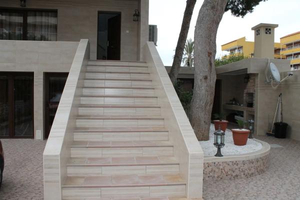 Chalet en calle Bajamar, 23