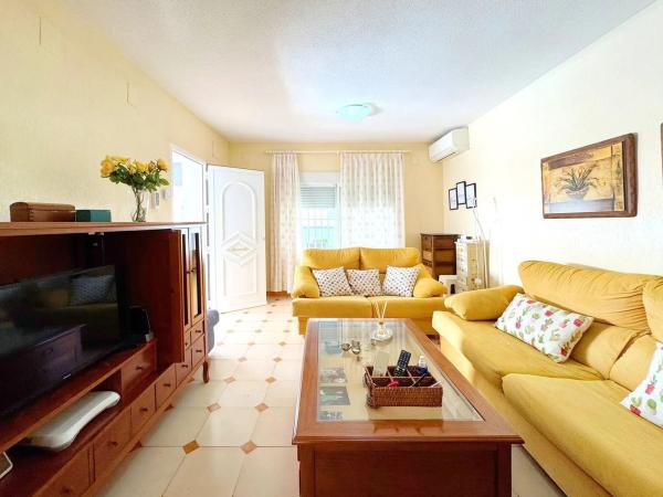 Casa independiente en calle Bajamar, 43