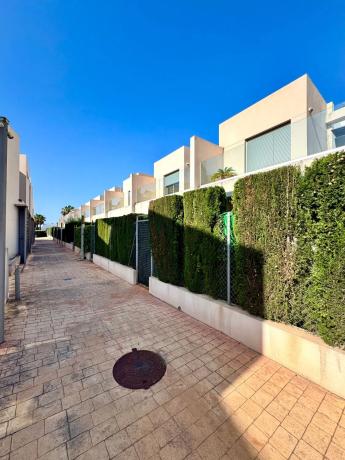 Chalet adosado en calle Mar Rizada s/n