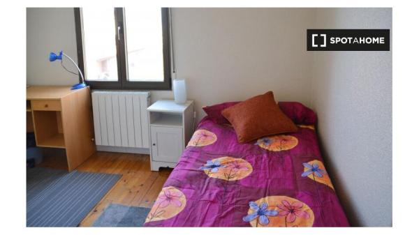 Apartamento de 3 habitaciones en alquiler en Uribarri, Bilbao