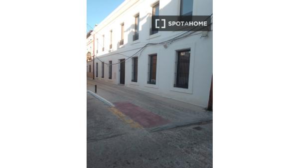 Piso de 2 dormitorios en alquiler en Guillena, Sevilla