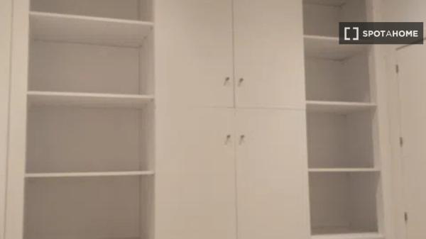 Piso de 2 dormitorios en alquiler en Guillena, Sevilla