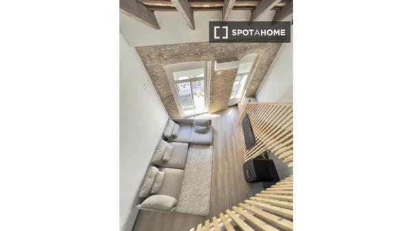 Apartamento de 2 dormitorios en alquiler en Russafa, Valencia