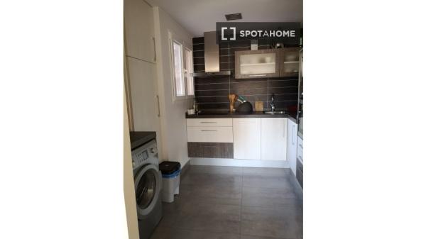 Piso de 3 dormitorios en alquiler en Zaragoza