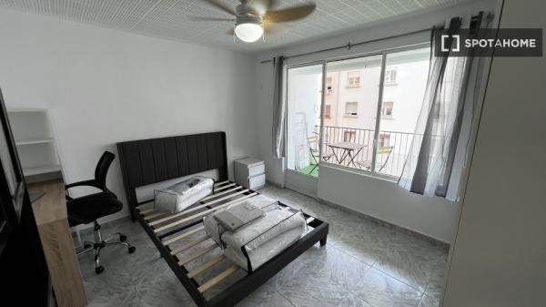 Habitación en piso compartido en alquiler en La Petxina, Valencia