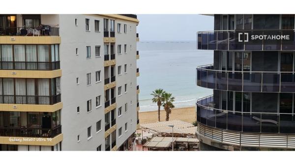 Apartamento de 1 dormitorio en alquiler en Calp, Alicante