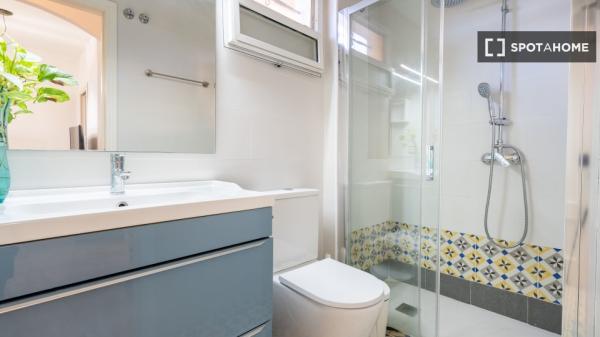 Apartamento de 2 dormitorios en alquiler en Roquetas de Mar, Almería