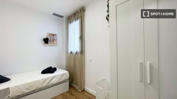 Apartamento de 2 habitaciones en alquiler en Terrassa, Barcelona