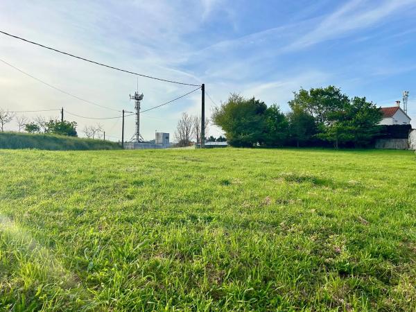 Terreno en Lugar Virxe Monte