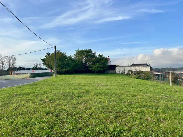 Terreno en Lugar Virxe Monte