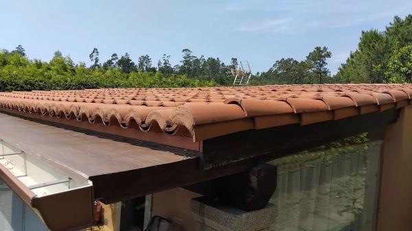 Terreno en lixo oleiros ribeira