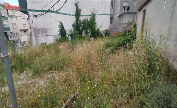 Terreno en calle Monumento, 7